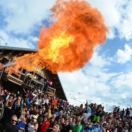 Apartment Neves - Location: Pour 4 Personnes Dans Un Quartier Anime / Les Neves Mae-9078